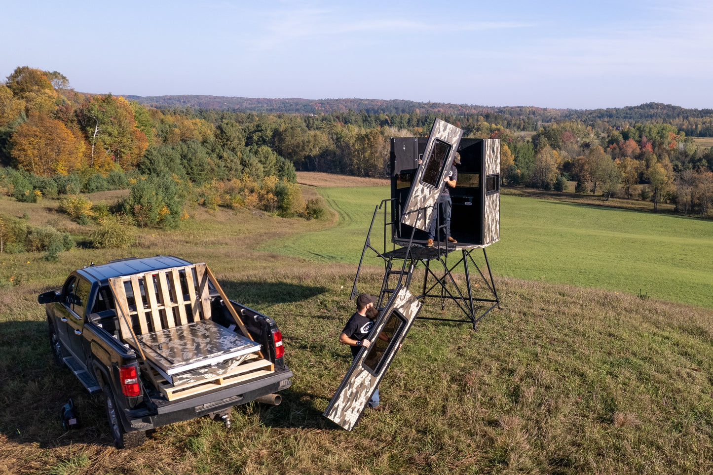 Orion 68T - Modular Deer Hunting Blind with Tinted Windows