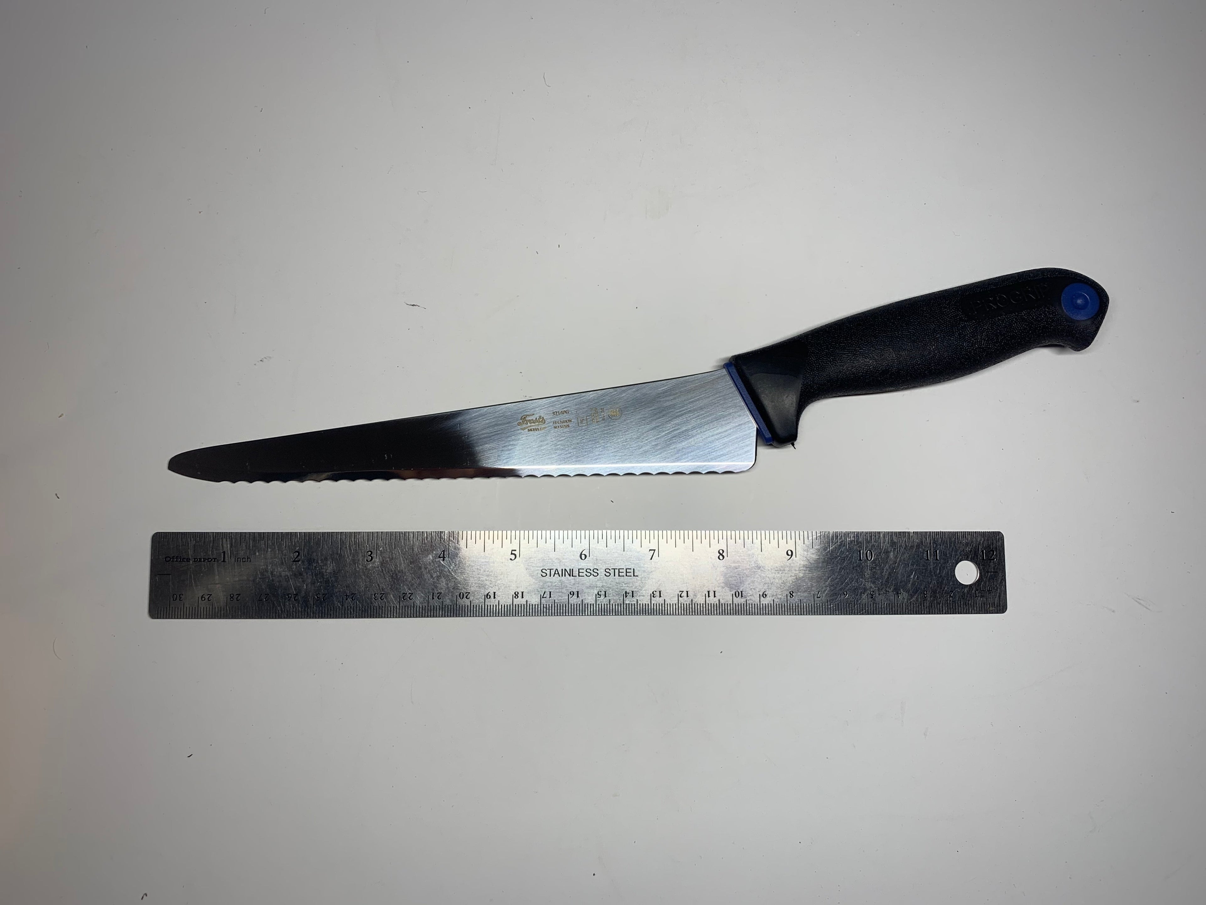Mora/Frosts Bread knife 8in