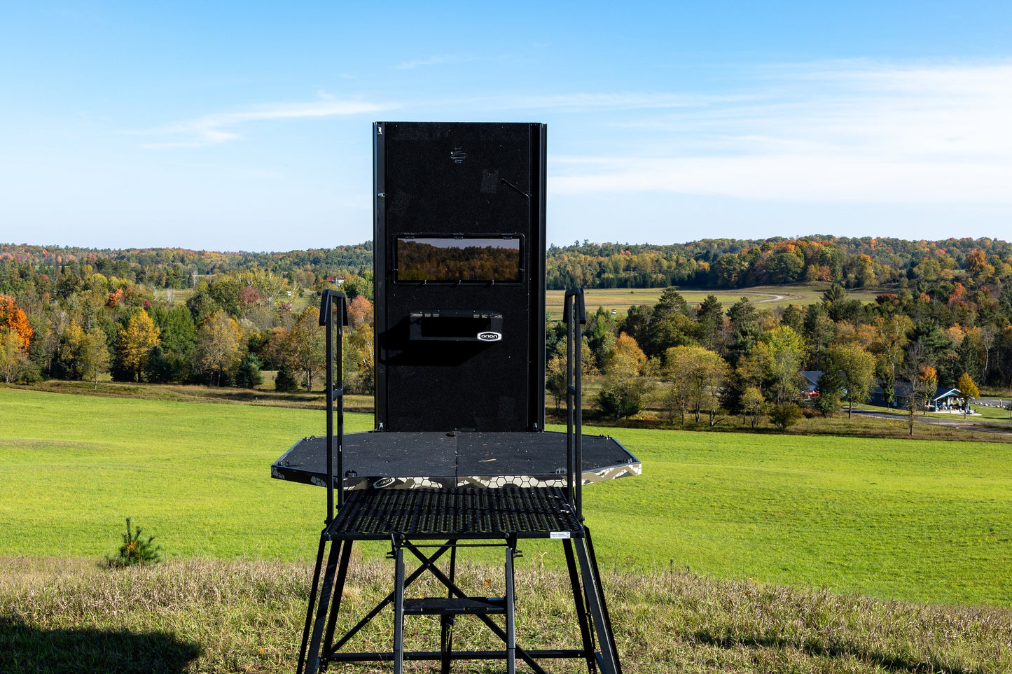 Orion 68VT - Modular Archery Deer Hunting Blind with Tinted Windows