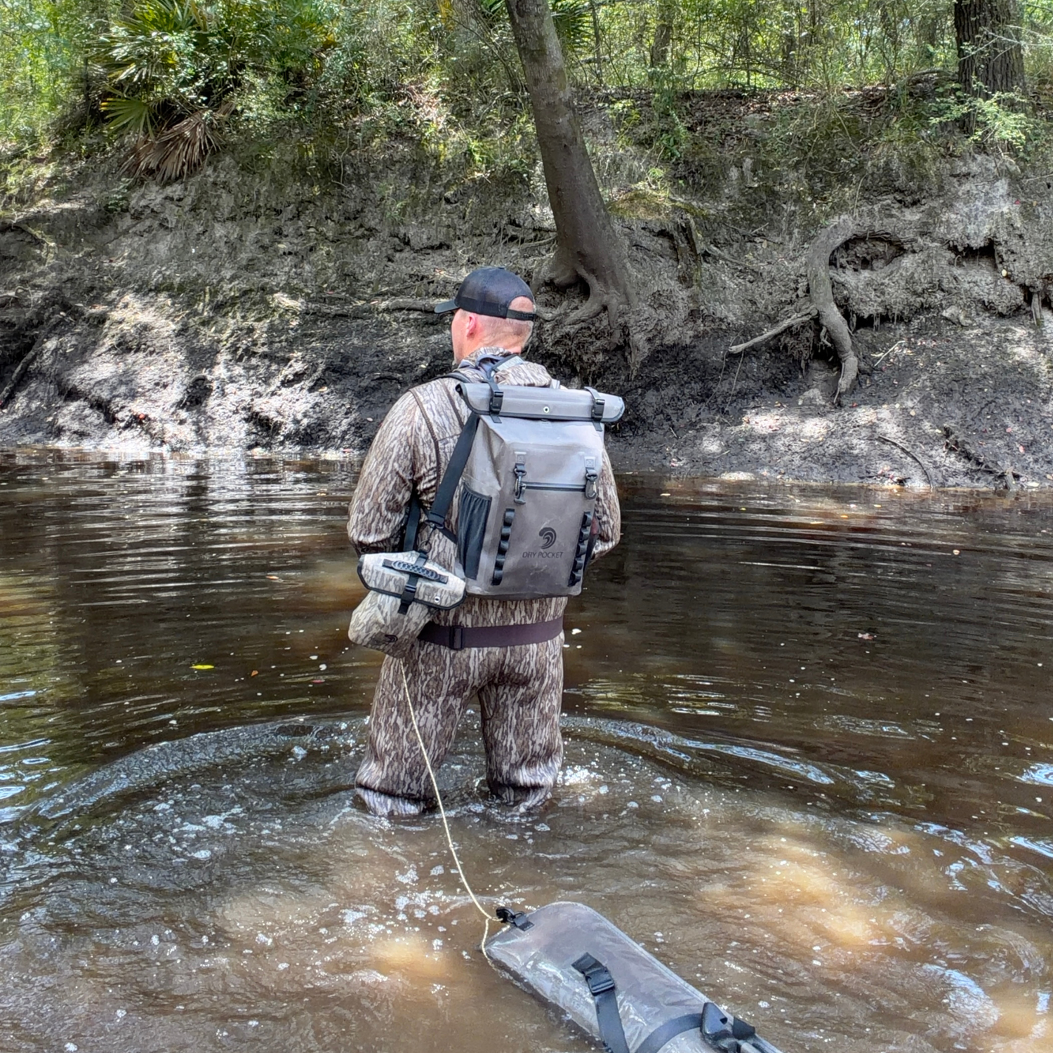 [PRE-ORDER OUR NEW DRY BAG ARRIVING LATE AUGUST] Shell Bag / Boating Bag - Bottomland Camo