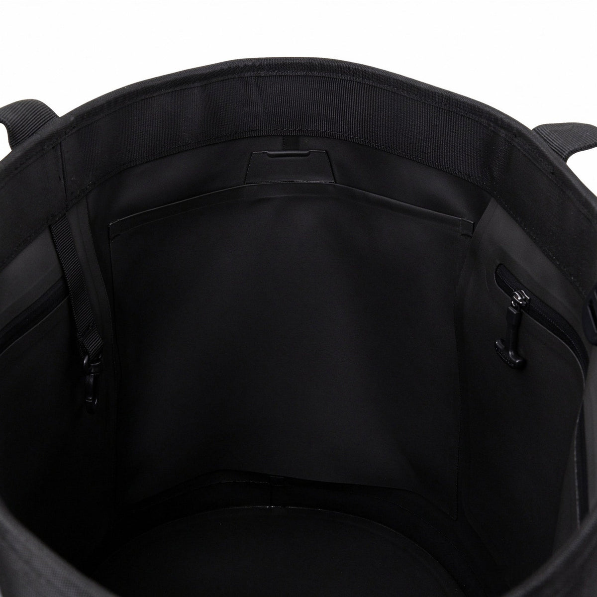 Backcountry Class™ 40L Tote